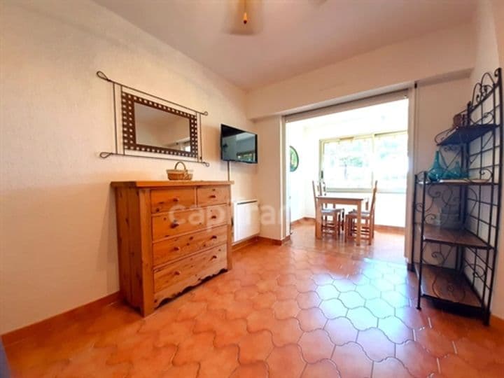 2 bedrooms apartment for sale in Six-Fours-les-Plages, France