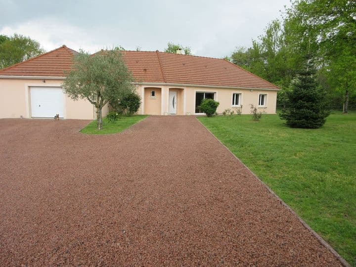 4 bedrooms house for sale in  France