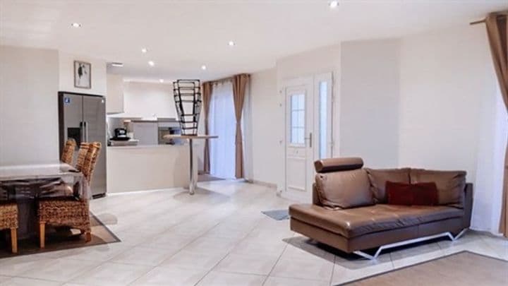 3 bedrooms house for sale in Domerat, France