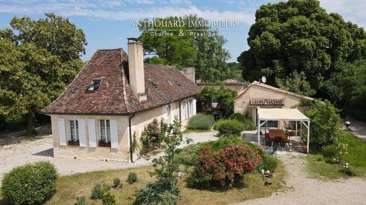 8 bedrooms house for sale in Bergerac, France