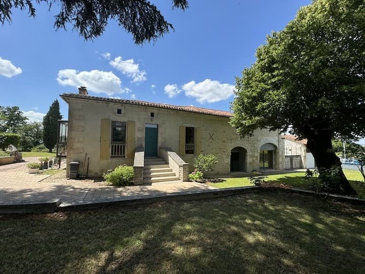 4 bedrooms house for sale in Charente (16), France