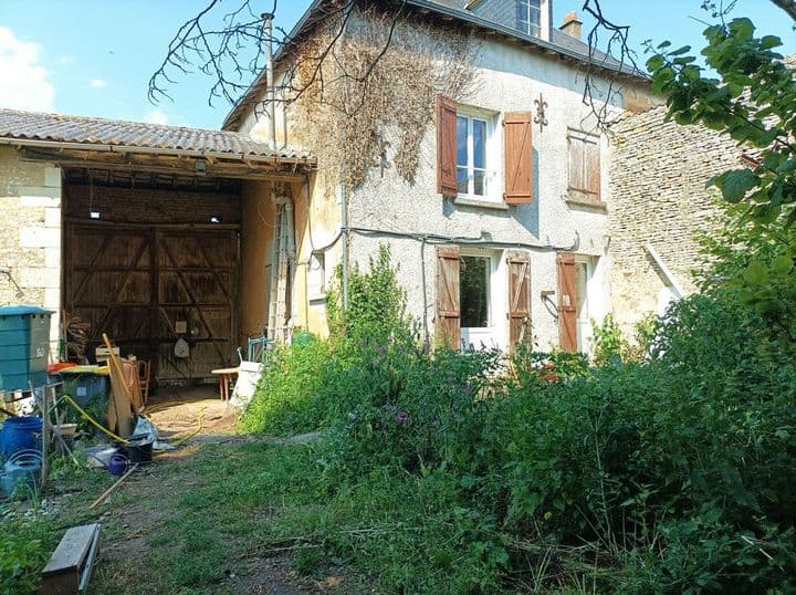 4 bedrooms house for sale in  France