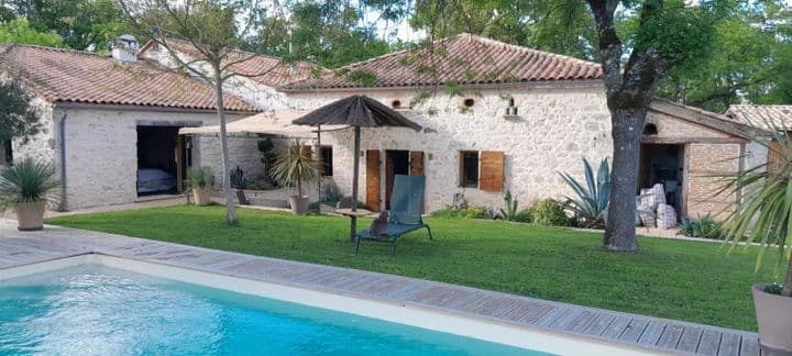 4 bedrooms house for sale in  France