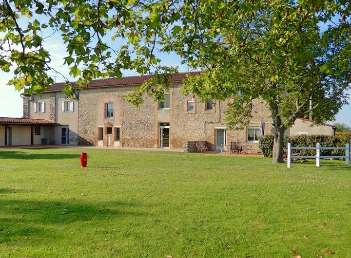 11 bedrooms house for sale in REVEL, France