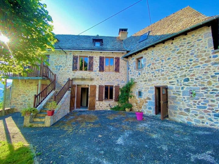 3 bedrooms house for sale in ENTRAYGUES SUR TRUYERE, France