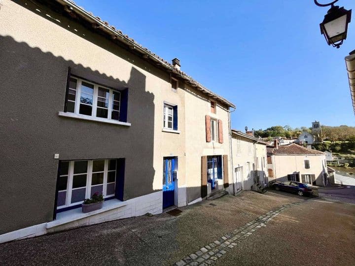 5 bedrooms house for sale in LE VIGEANT, France