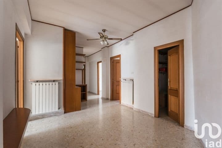 3 bedrooms apartment for sale in Rome, Italy