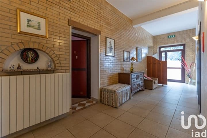 7 bedrooms apartment for sale in Montottone, Italy