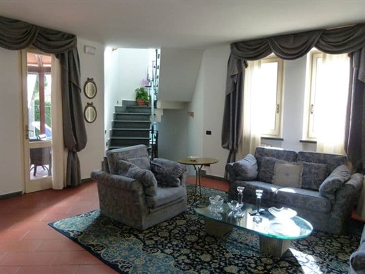 House for sale in Lucca, Italy