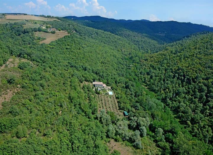 5 bedrooms house for sale in Gaiole in Chianti, Italy