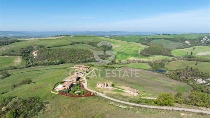 4 bedrooms house for sale in Montalcino, Italy