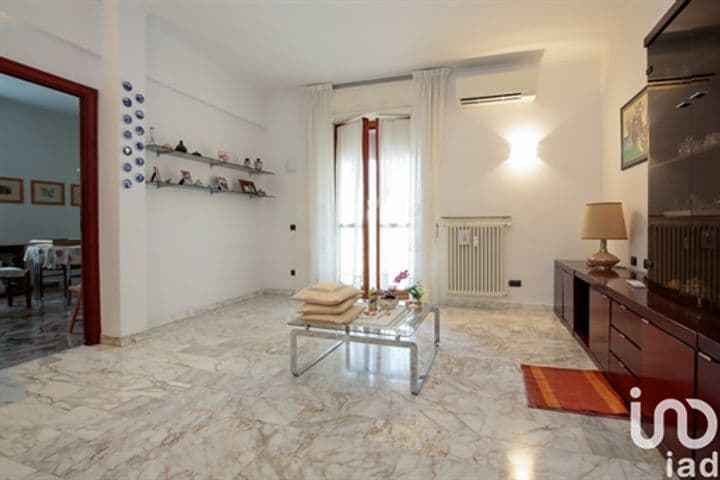 2 bedrooms apartment for sale in Genoa, Italy