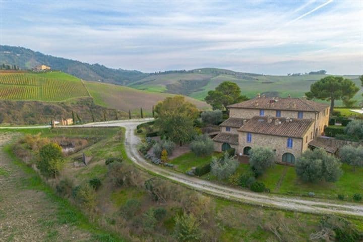 House for sale in Volterra, Italy