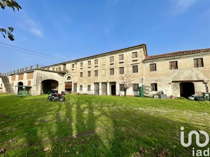 Building for sale in Caorle, Italy