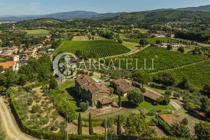 5 bedrooms house for sale in Arezzo, Italy