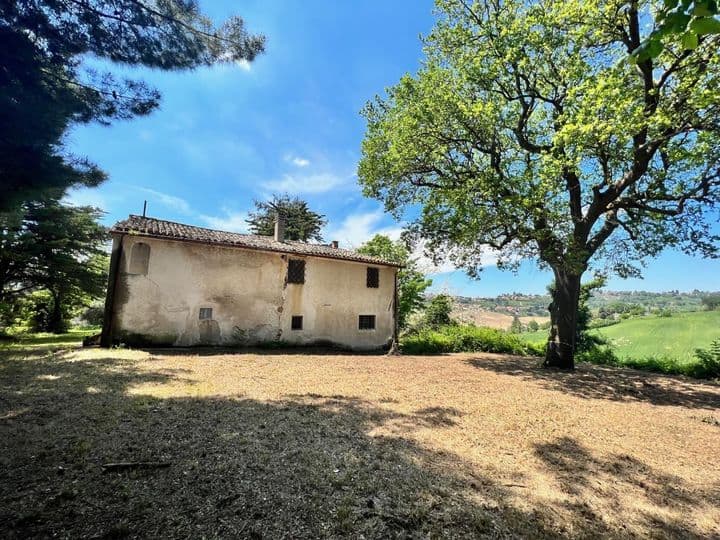 6 bedrooms house for sale in Corinaldo, Italy