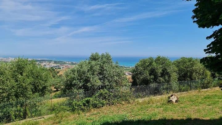 6 bedrooms house for sale in Roseto degli Abruzzi, Italy