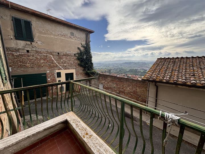 2 bedrooms apartment for sale in Peccioli, Italy