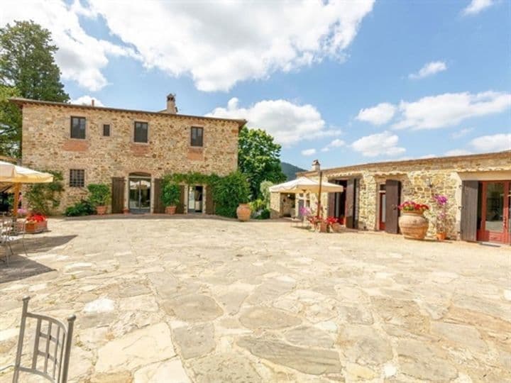 18 bedrooms other for sale in Florence, Italy