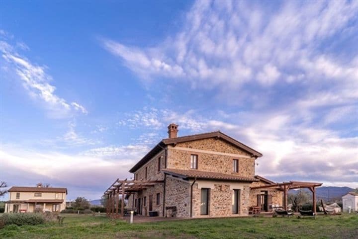 9 bedrooms house for sale in Scansano, Italy