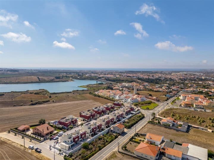 4 bedrooms other for sale in Atouguia Da Baleia, Portugal