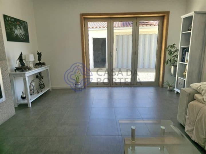 House for sale in Oliveira de Azemeis, Santiago da Riba-Ul, Ul, Macinhata da S, Portugal