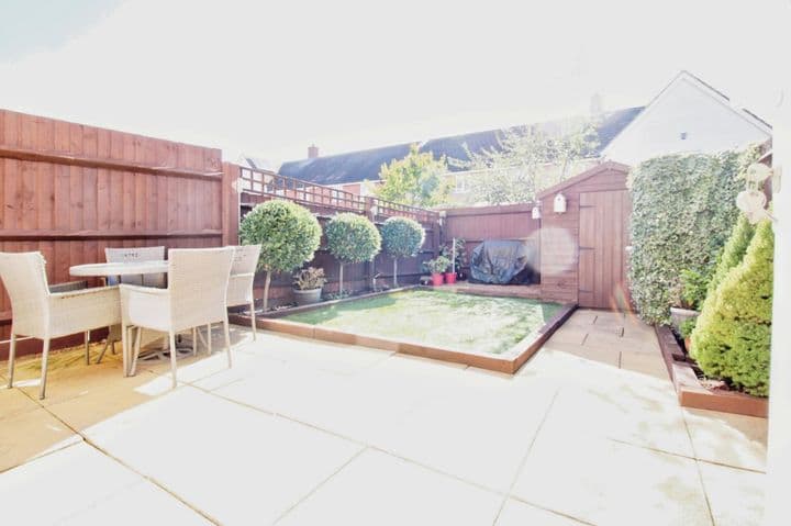 2 bedrooms house for sale in Romford, United Kingdom