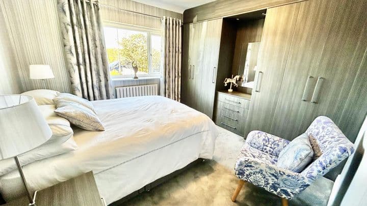 2 bedrooms house for sale in  United Kingdom