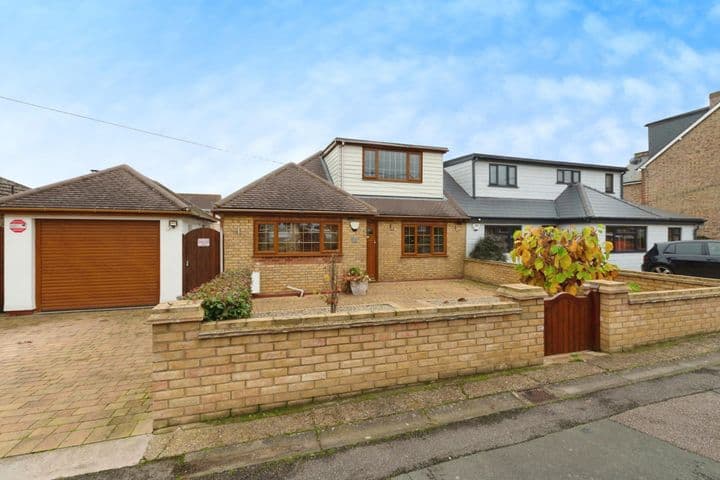 3 bedrooms house for sale in Wickford, United Kingdom