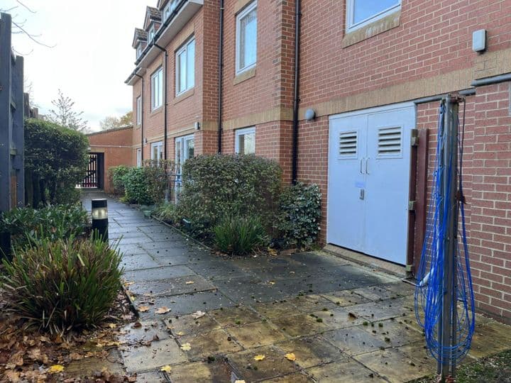 1 bedroom apartment for sale in  United Kingdom