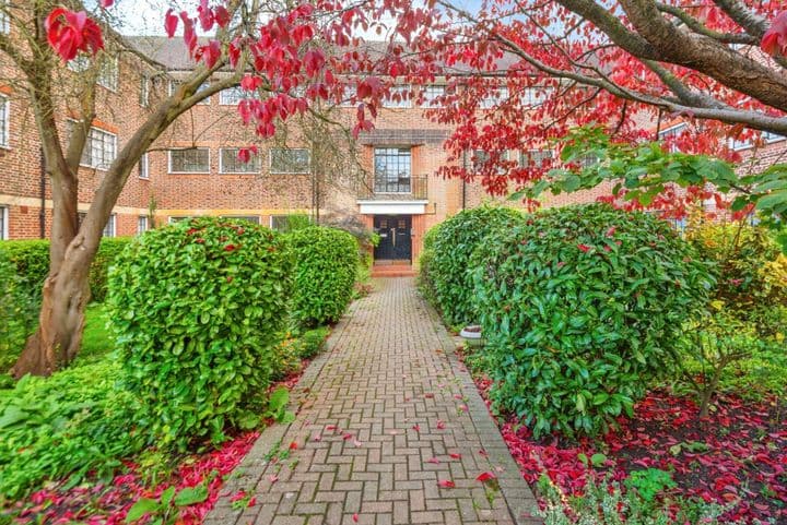 2 bedrooms apartment for sale in Twickenham, United Kingdom