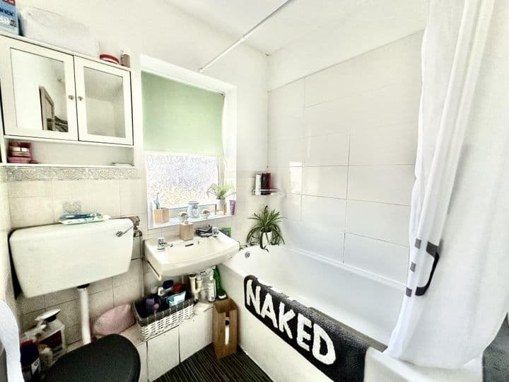 3 bedrooms house for sale in  United Kingdom