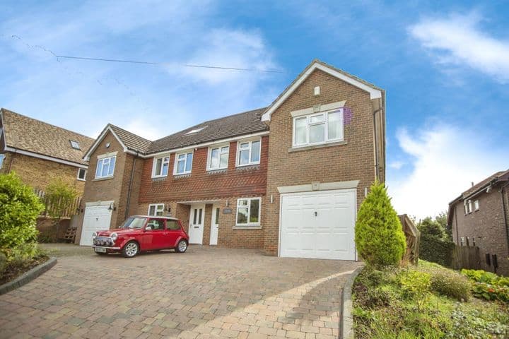 5 bedrooms house for sale in Rochester, United Kingdom