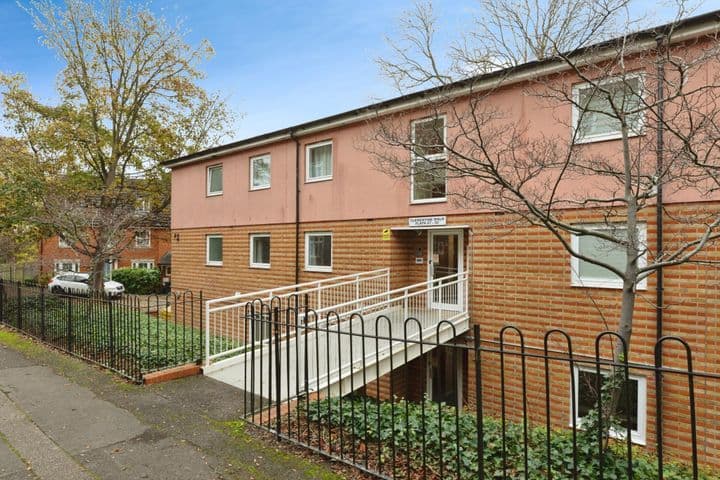 3 bedrooms apartment for sale in Woodford Green, United Kingdom