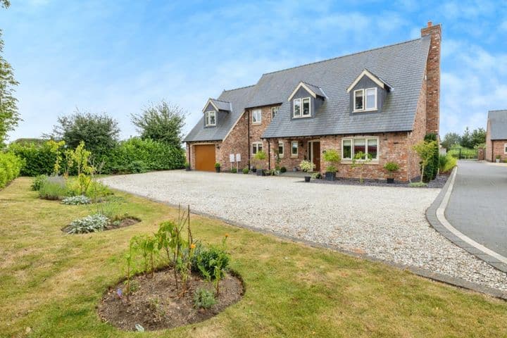 5 bedrooms house for sale in Sturton By Stow, United Kingdom