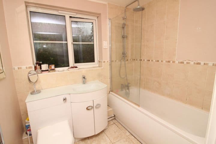 1 bedroom apartment for sale in Dagenham, United Kingdom