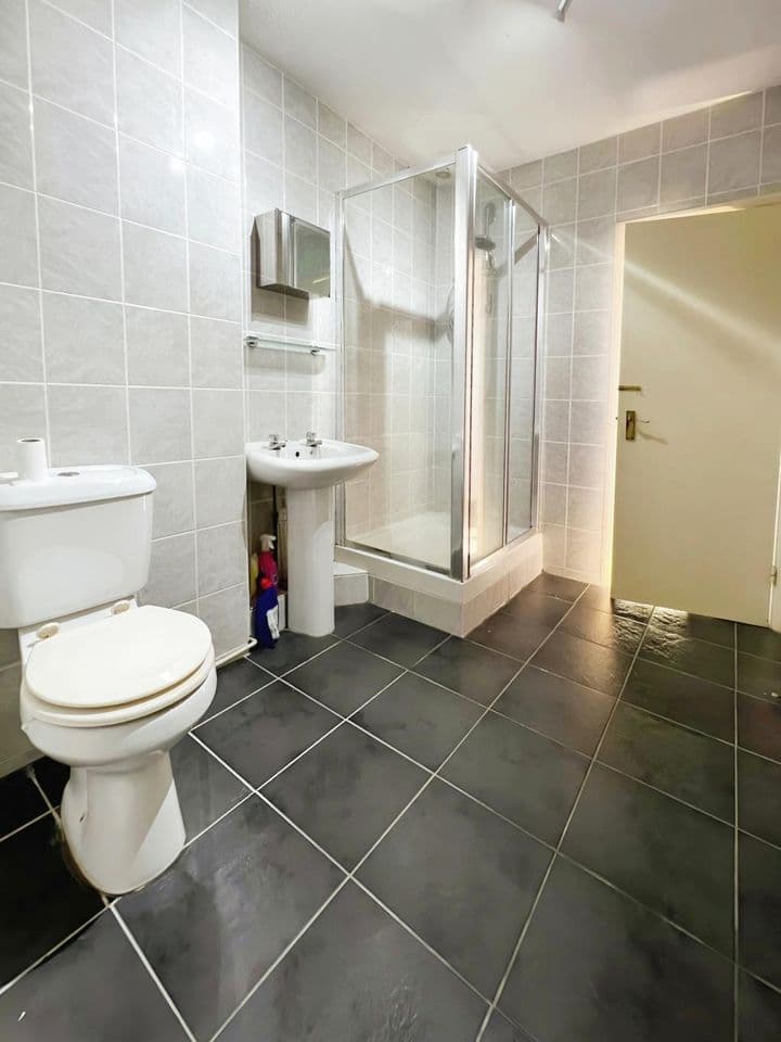 1 bedroom apartment for sale in Warwick, United Kingdom