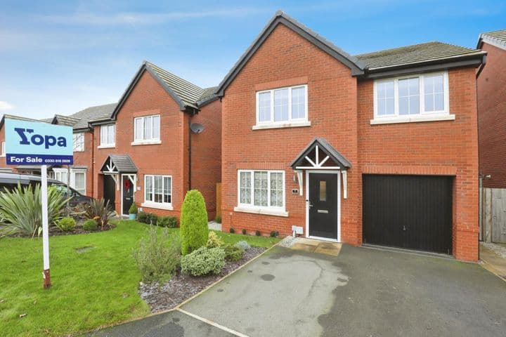 4 bedrooms house for sale in Stoke-On-Trent, United Kingdom