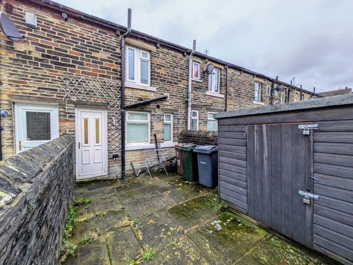 2 bedrooms house for sale in Bradford, United Kingdom