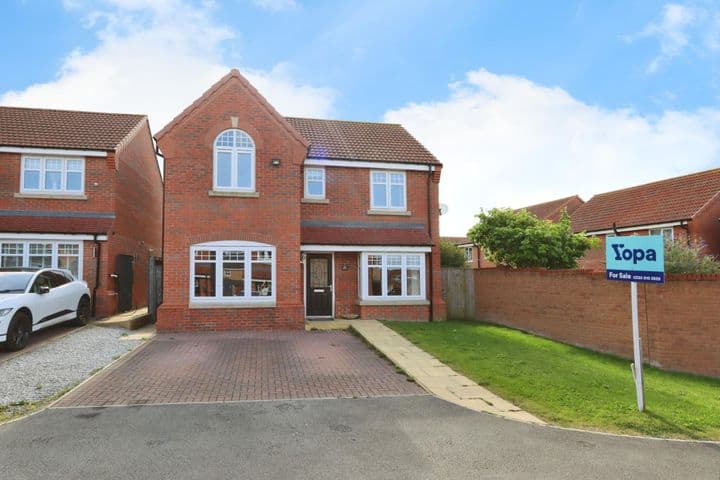 4 bedrooms house for sale in Wakefield, United Kingdom