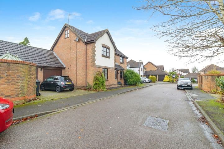 4 bedrooms house for sale in Dunstable, United Kingdom