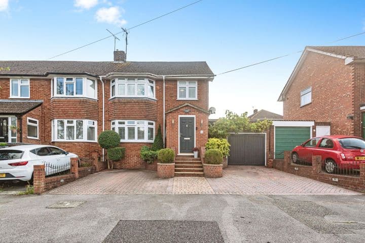 4 bedrooms house for sale in Basingstoke, United Kingdom