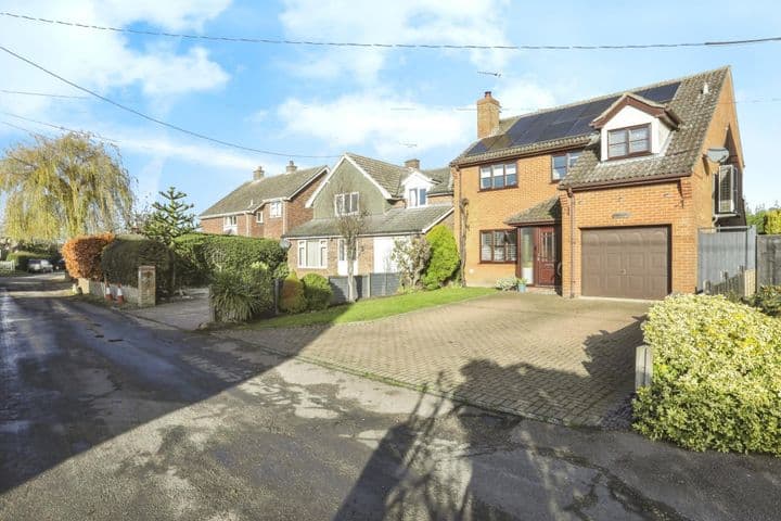 4 bedrooms house for sale in  United Kingdom