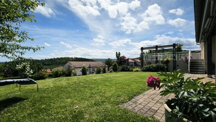 5 bedrooms house for sale in La Roche-Blanche, France