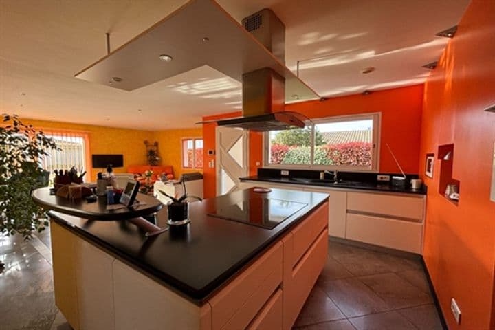 3 bedrooms house for sale in Beaupuy, France