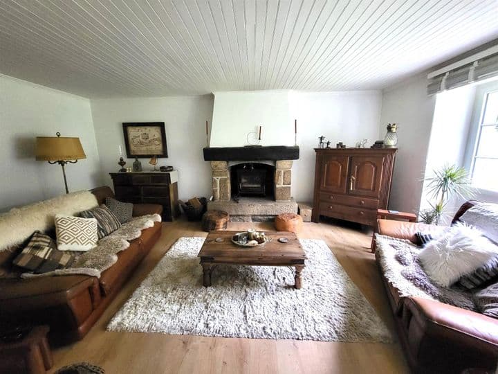 House for sale in Baud, France