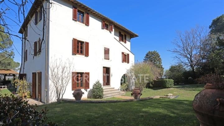 10 bedrooms house for sale in Paciano, Italy