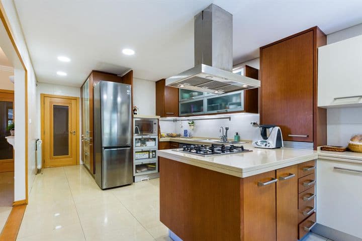 5 bedrooms house for sale in Povoa de Santo Adriao e de Olival Basto, Portugal