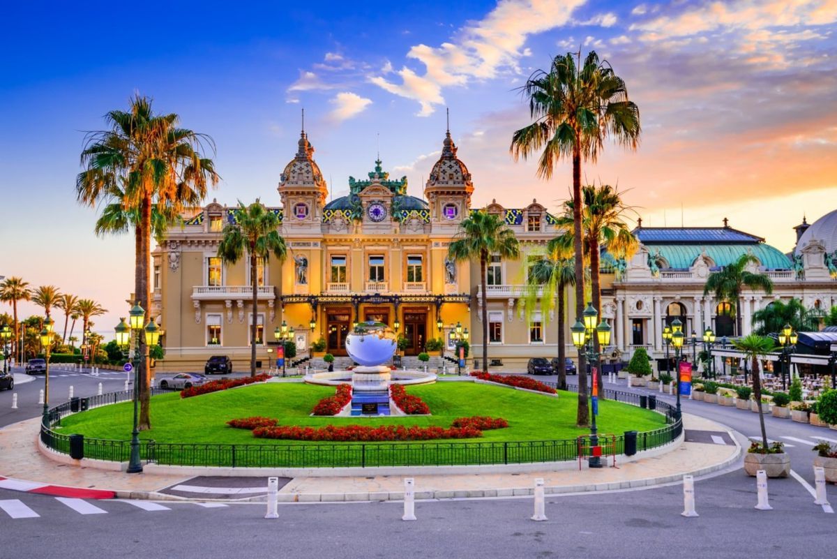 Pros and cons of living in Nice France as an expat - 8