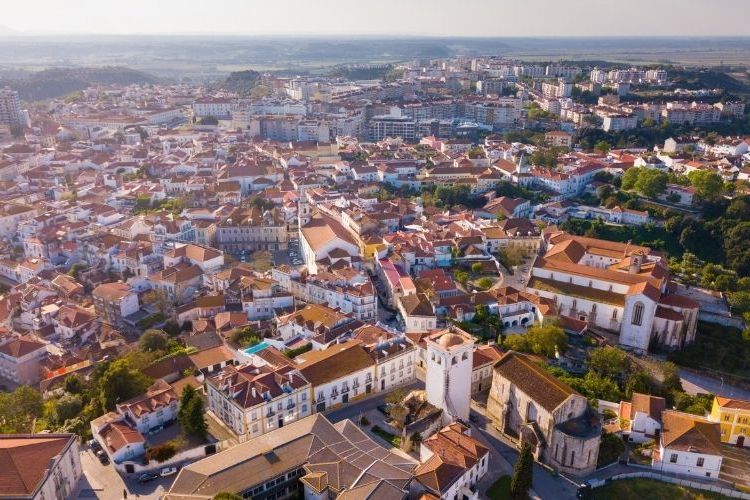 Pros and cons of living in Santarém - 8